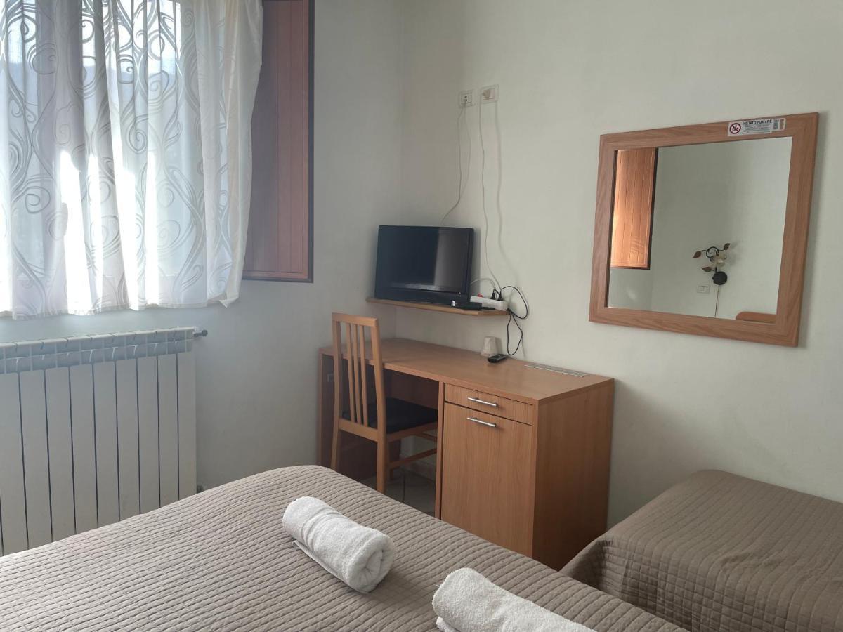 فيلا سان ماسيموفي Agriturismo Le Due Arcate المظهر الخارجي الصورة