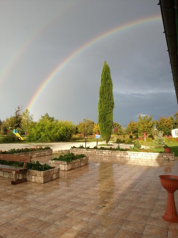 فيلا سان ماسيموفي Agriturismo Le Due Arcate المظهر الخارجي الصورة